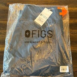 Figs Zamora scrub pants. Brand new and still in packaging!